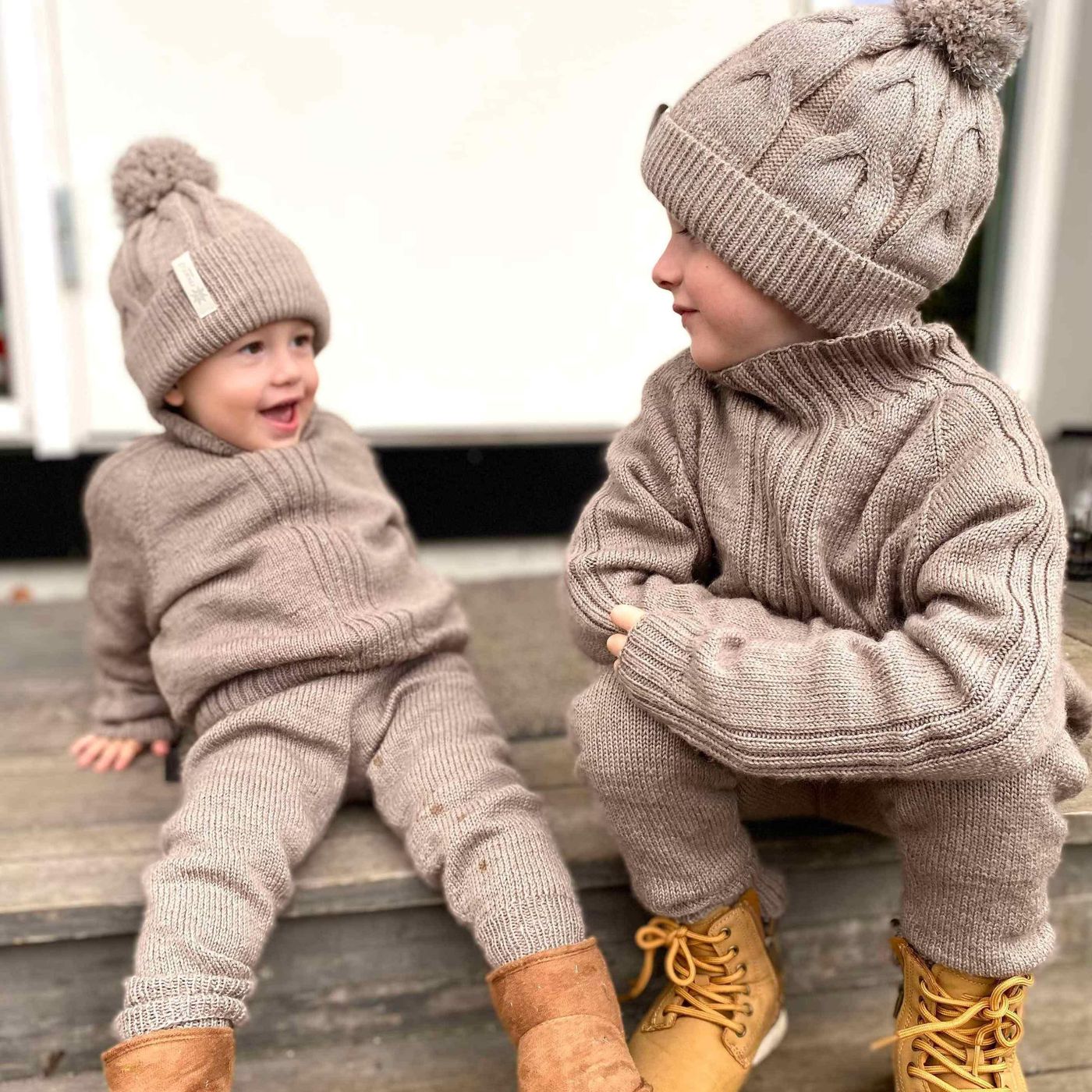 Morild Mini Flette lue ull med refleks, sand