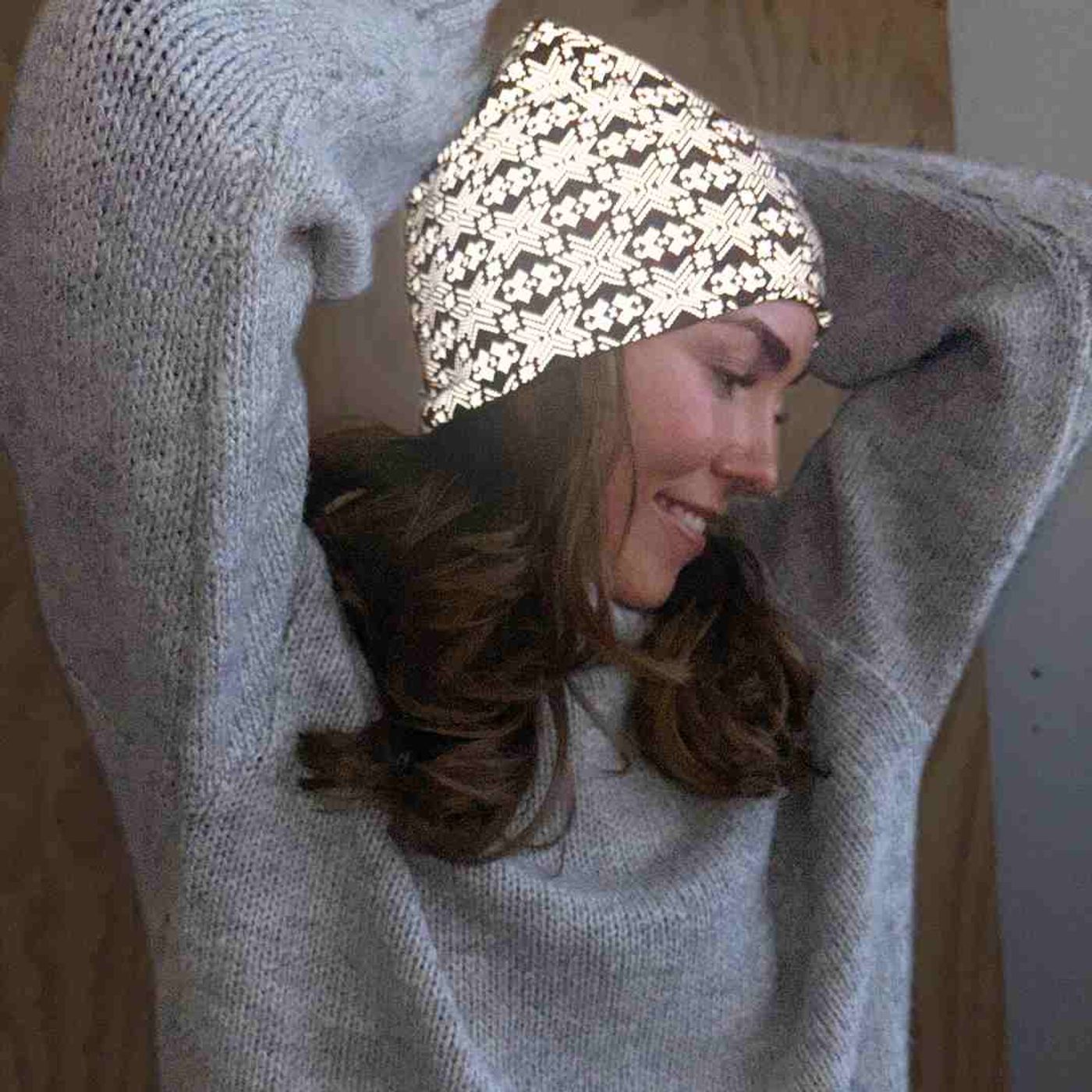 Morild Glitre resirkulert lue med refleks, lys aprikos